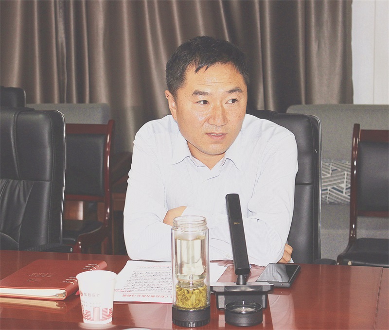 公司第三季度工作通報(bào)暨員工表彰獎勵大會舉行