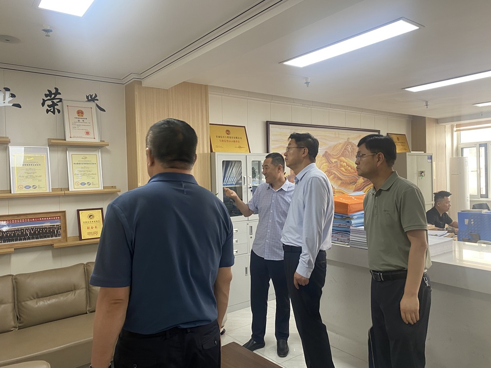 慶陽市委常委、統(tǒng)戰(zhàn)部部長張希岳調(diào)研甘肅信合工程設(shè)計(jì)有限公司：精準(zhǔn)把脈助發(fā)展 精準(zhǔn)服務(wù)促跨越