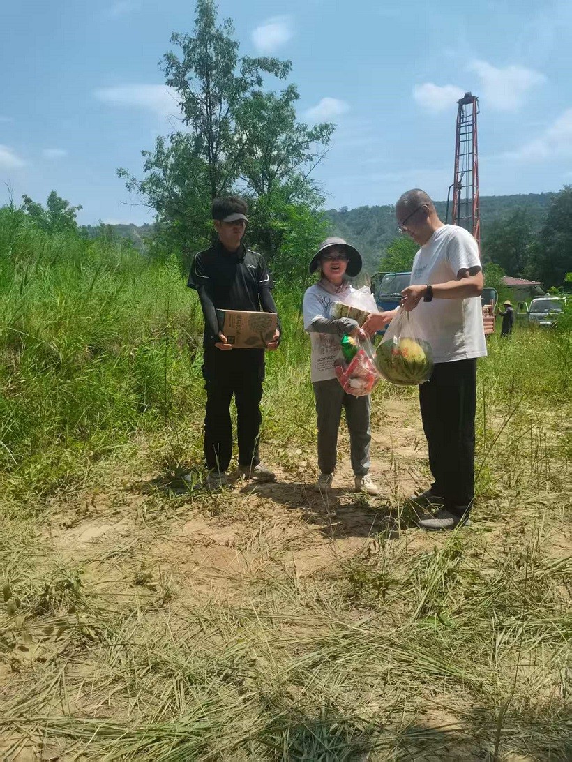 甘肅信合工程設(shè)計有限公司工會委員會 為員工發(fā)放夏日高溫福利